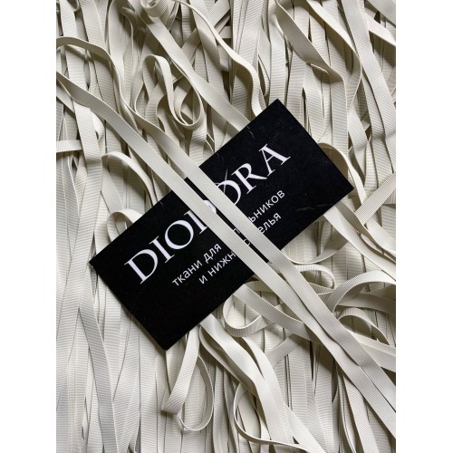 Резинка. Лента каучуковая 6x0,5 мм белый (001)