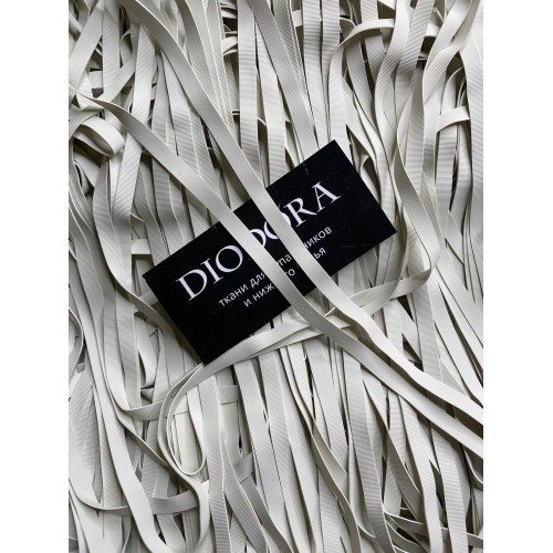 Резинка. Лента каучуковая 7x0,6 мм белый (001)