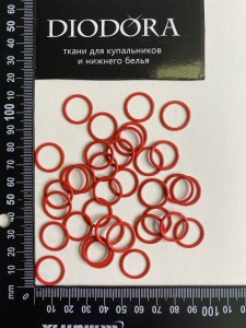 Кольцо металлическое M014N красный (100)